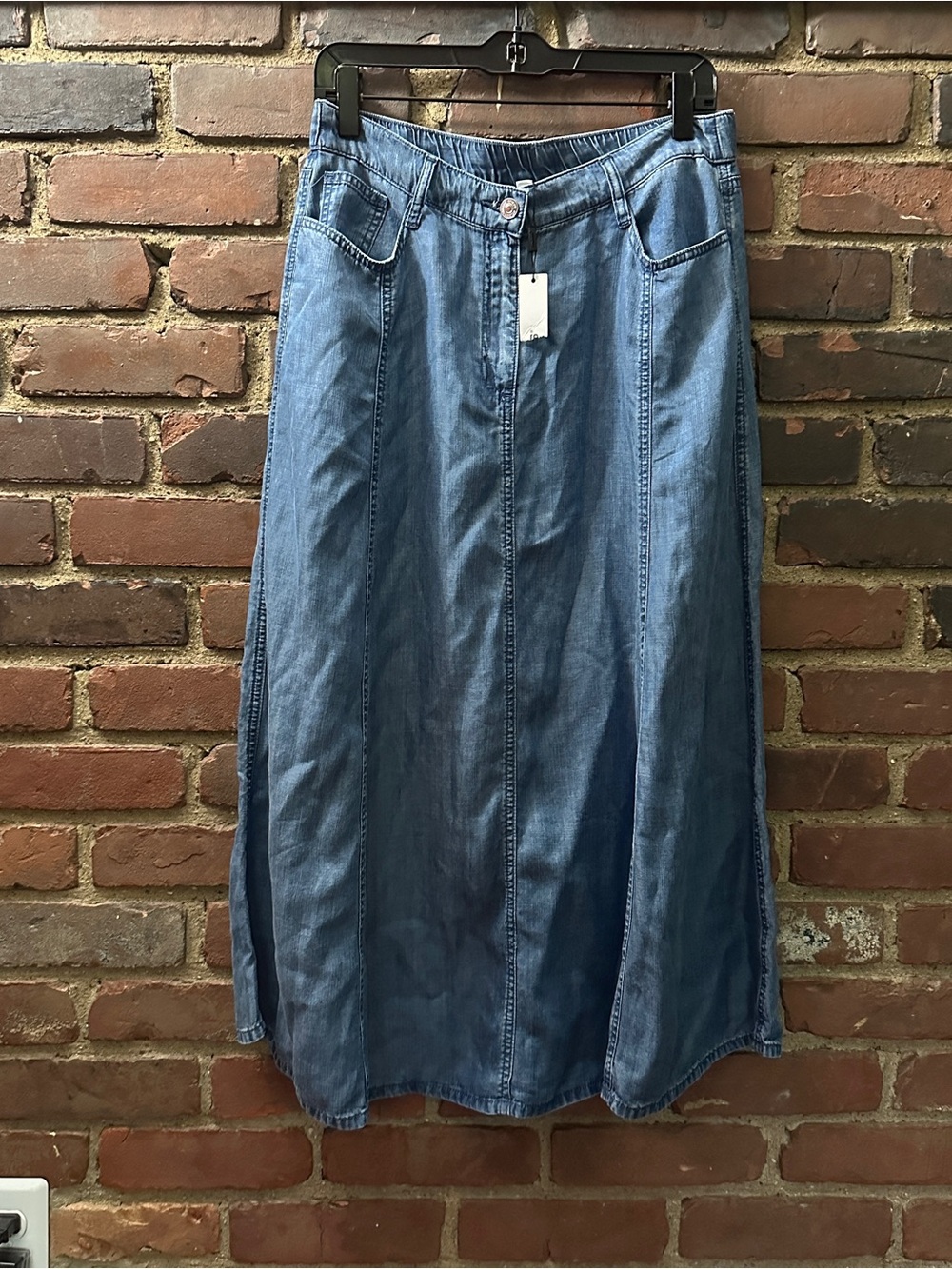 Chicos Skirt Blue Chambray Fly Front Aline Midi Bailey Sz 10 (W30 X L33)